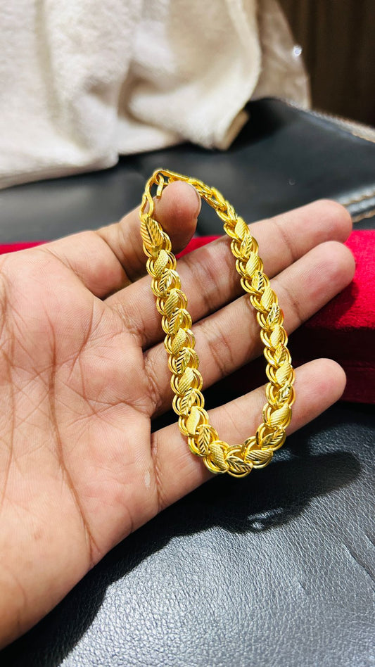Men’s Gold Plated Lotus Chain – Elegant & Symbolic Look