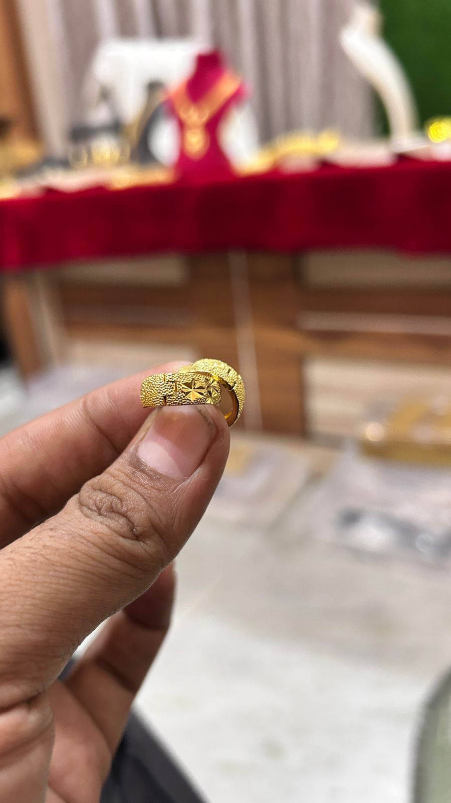 Gold Plated Men's Ear Ring Locking Style