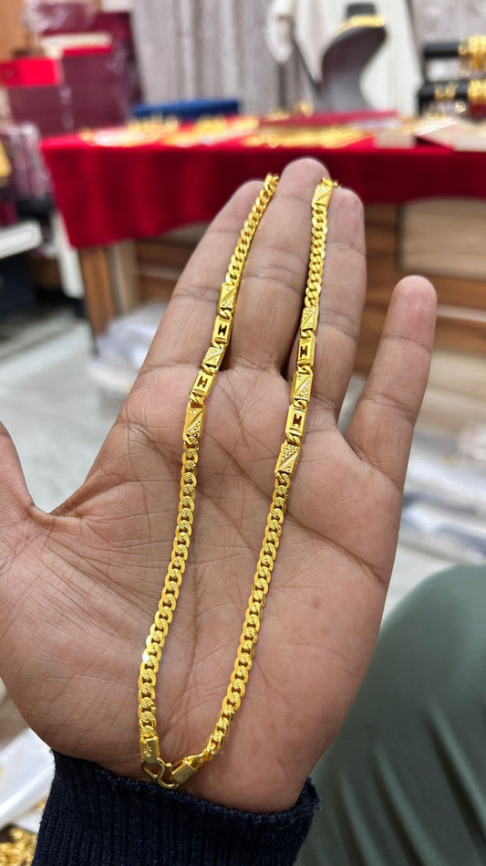 Trending Lotus With Nawabi Chain