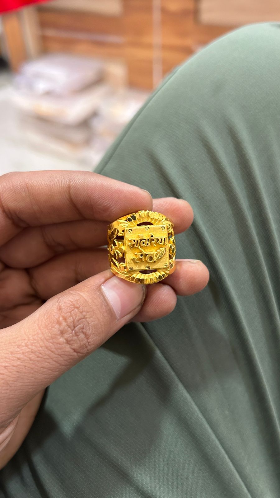 Gold Plated Sanwariya Seth Rajwadi Look Ring