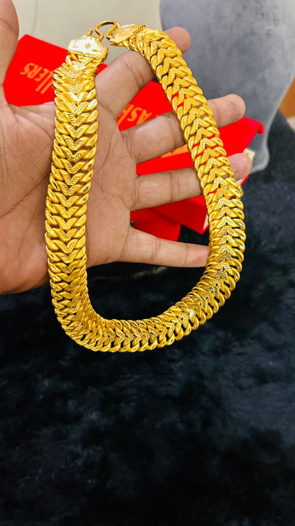 Golden V Shape Pokal Chain ✨ With W Hook