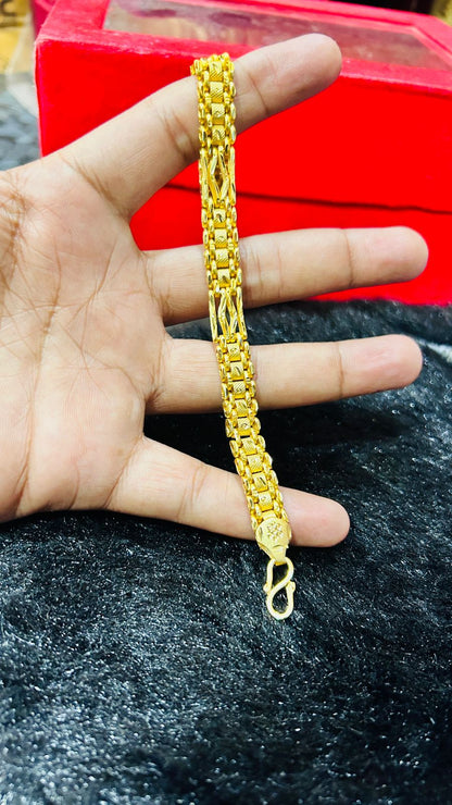 Gold Forming Men’s Bracelet 🔥 | Stylish Design