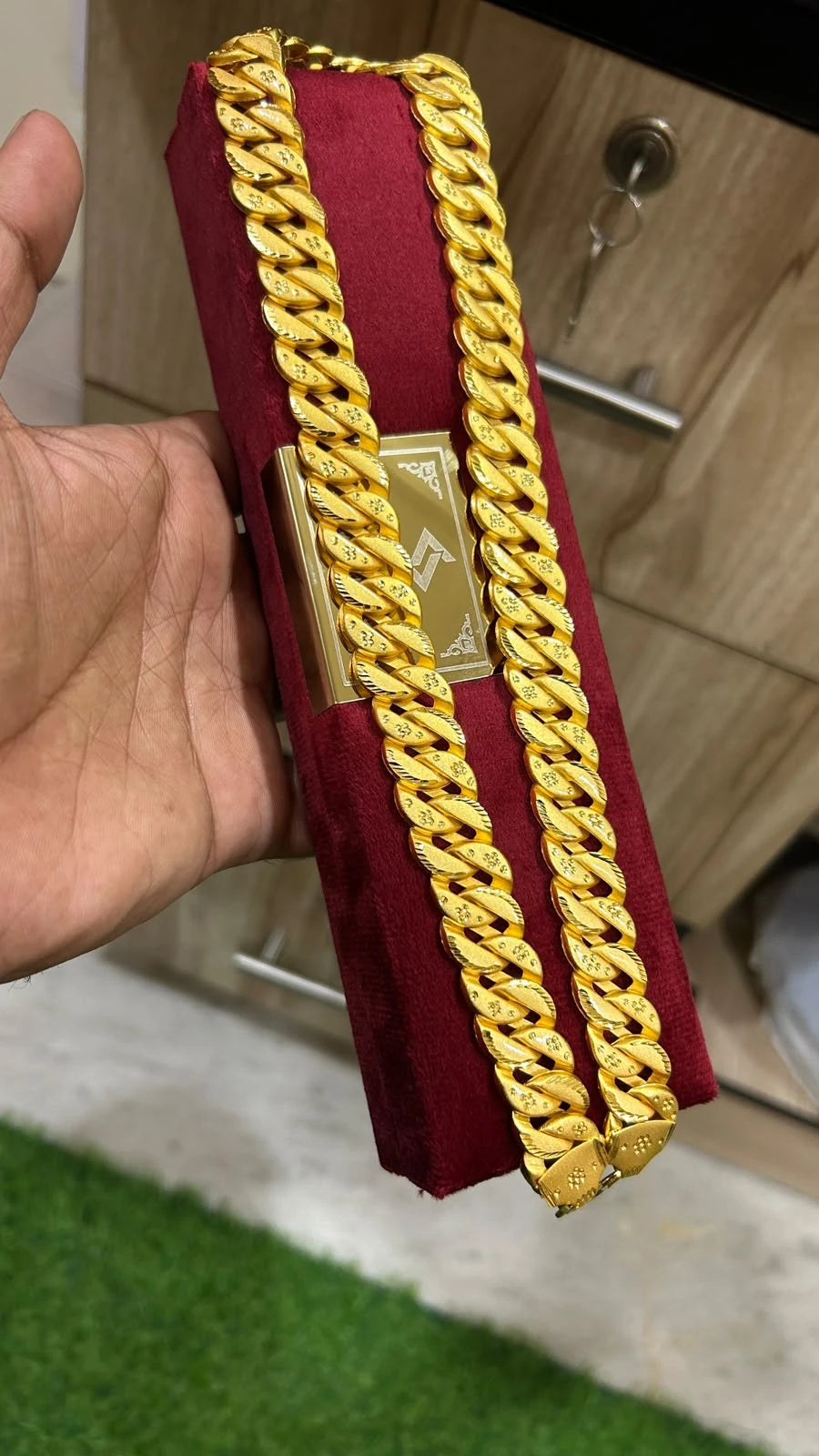 Premium Formig Pokal Chain For Men's