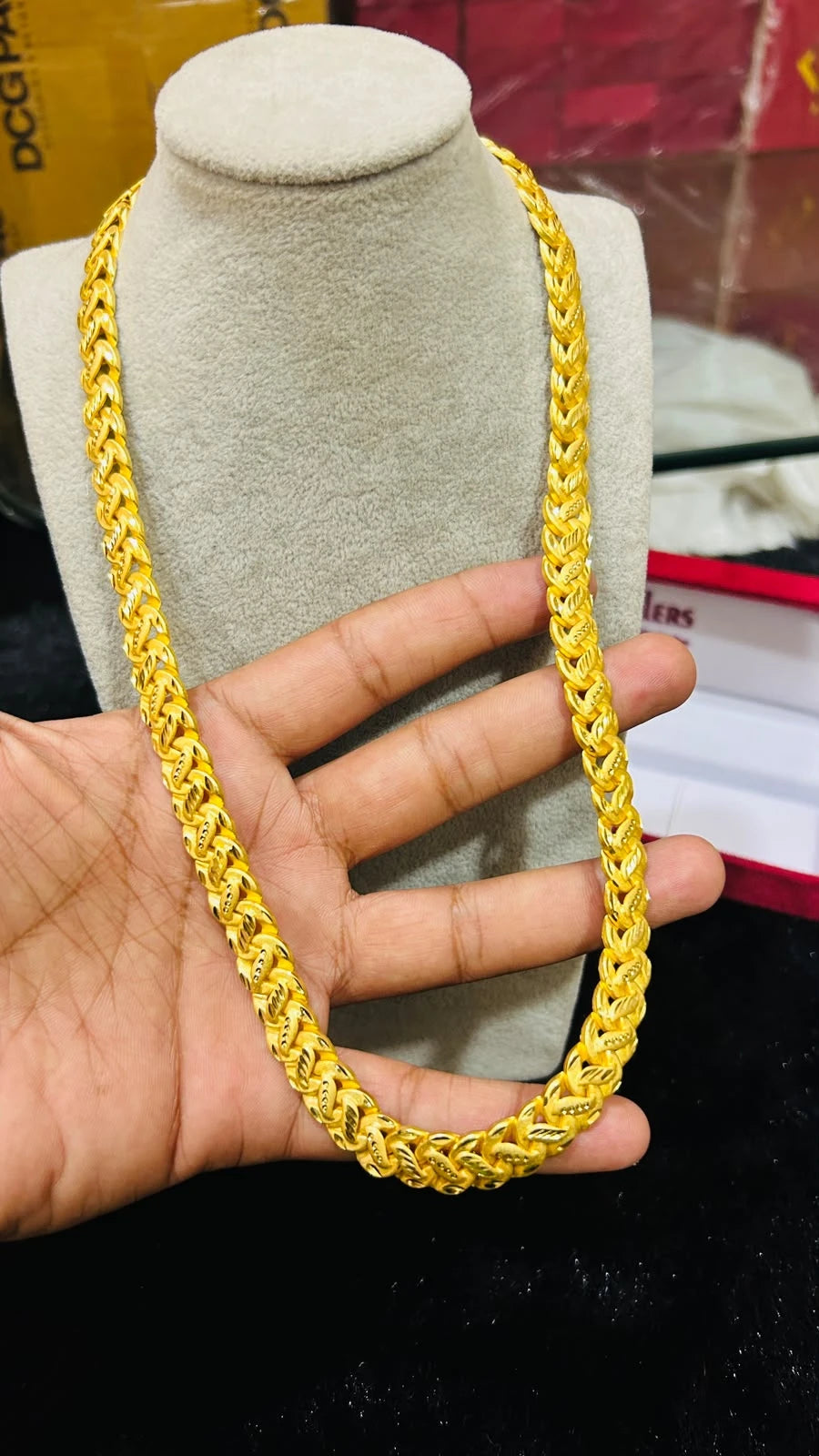 Premium Gold Plated Pokal Leaf Design Chain For Men's