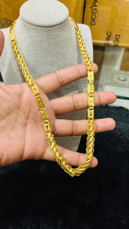 Premium Gold Forming Lotus With Nawabi Chain For Men's