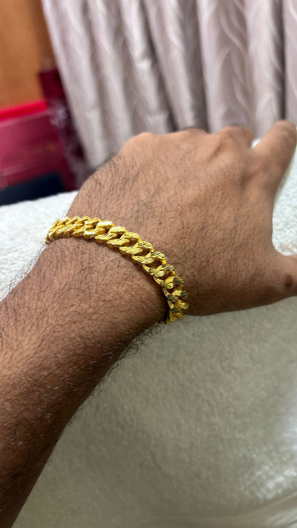 Men’s Cuban Link Bracelet – Premium Gold Plated Stylish Chain